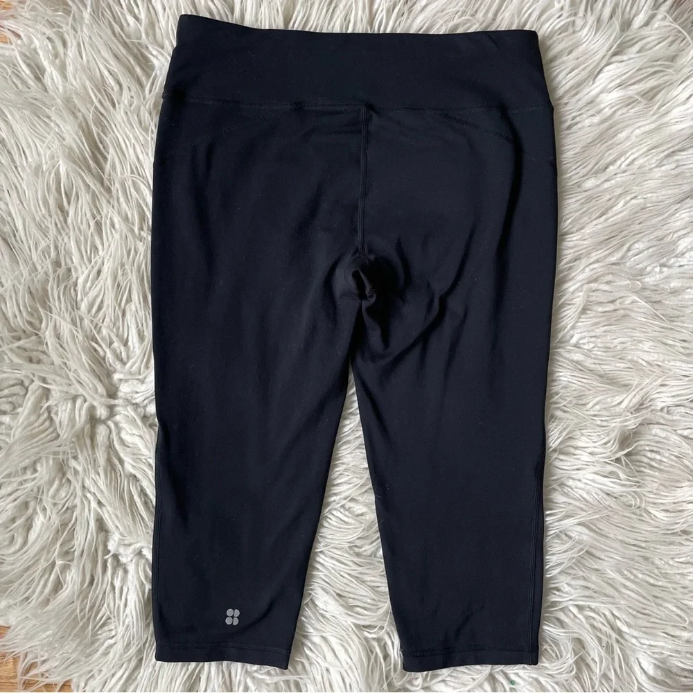 Sweaty Betty Black All Day Contour Capri Gym Leggings SB314 EUC Size Medium